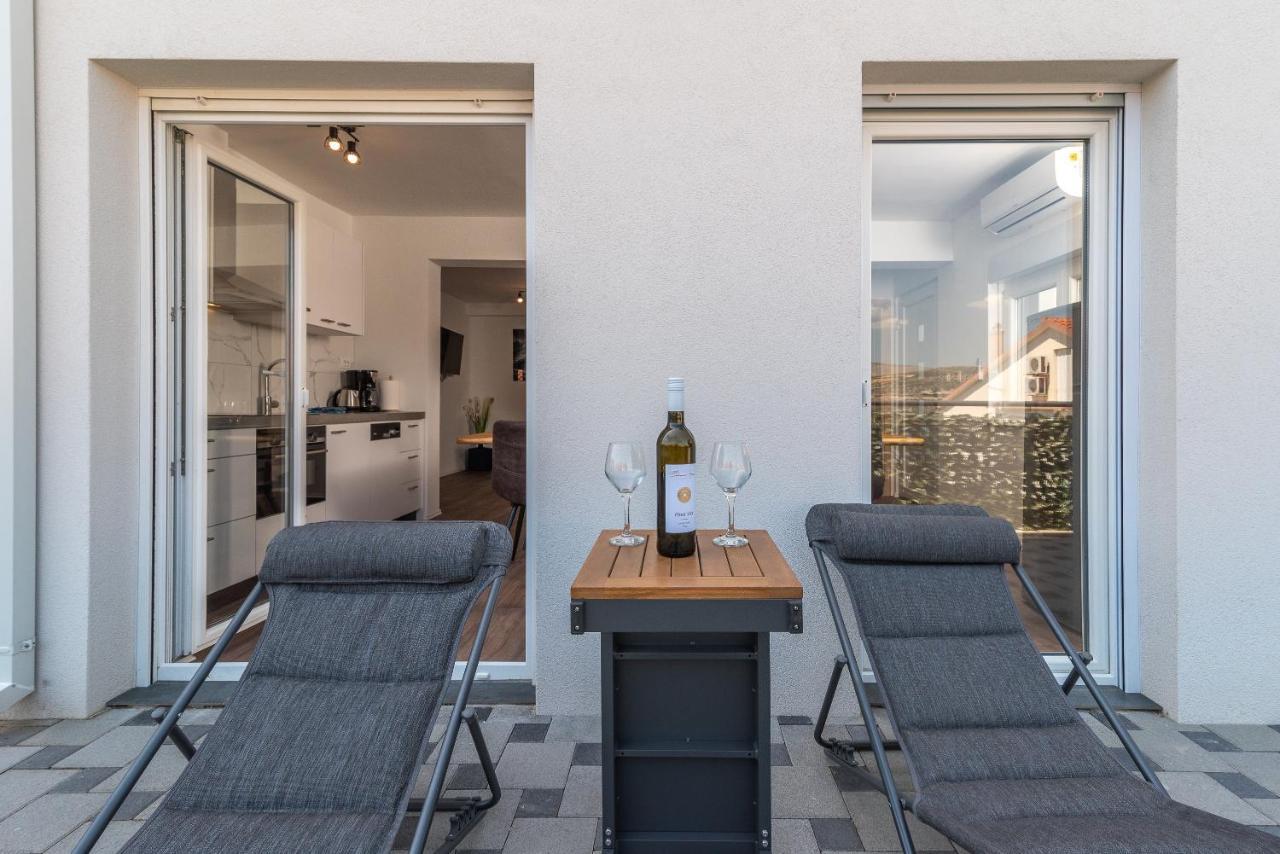 Delux Apartment Eva Трогир Екстериор снимка