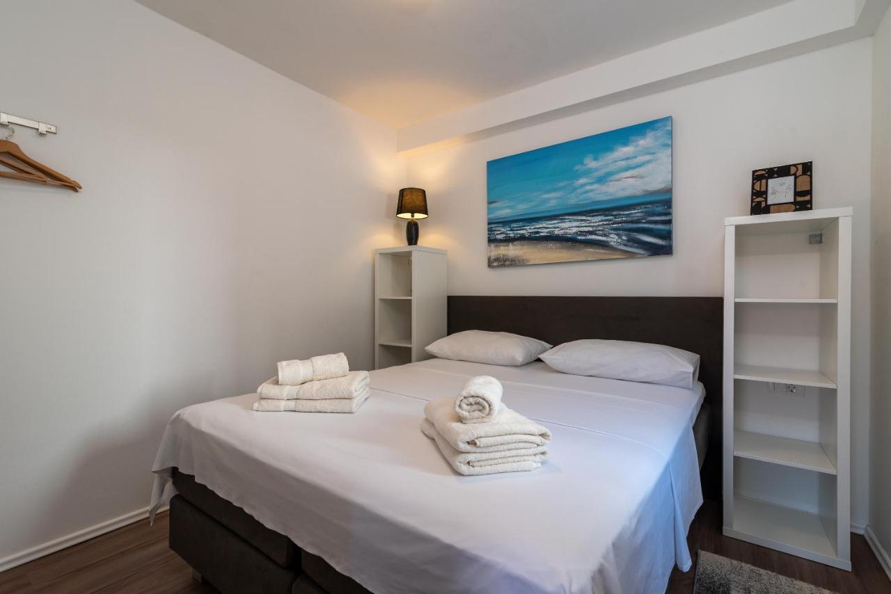 Delux Apartment Eva Трогир Екстериор снимка
