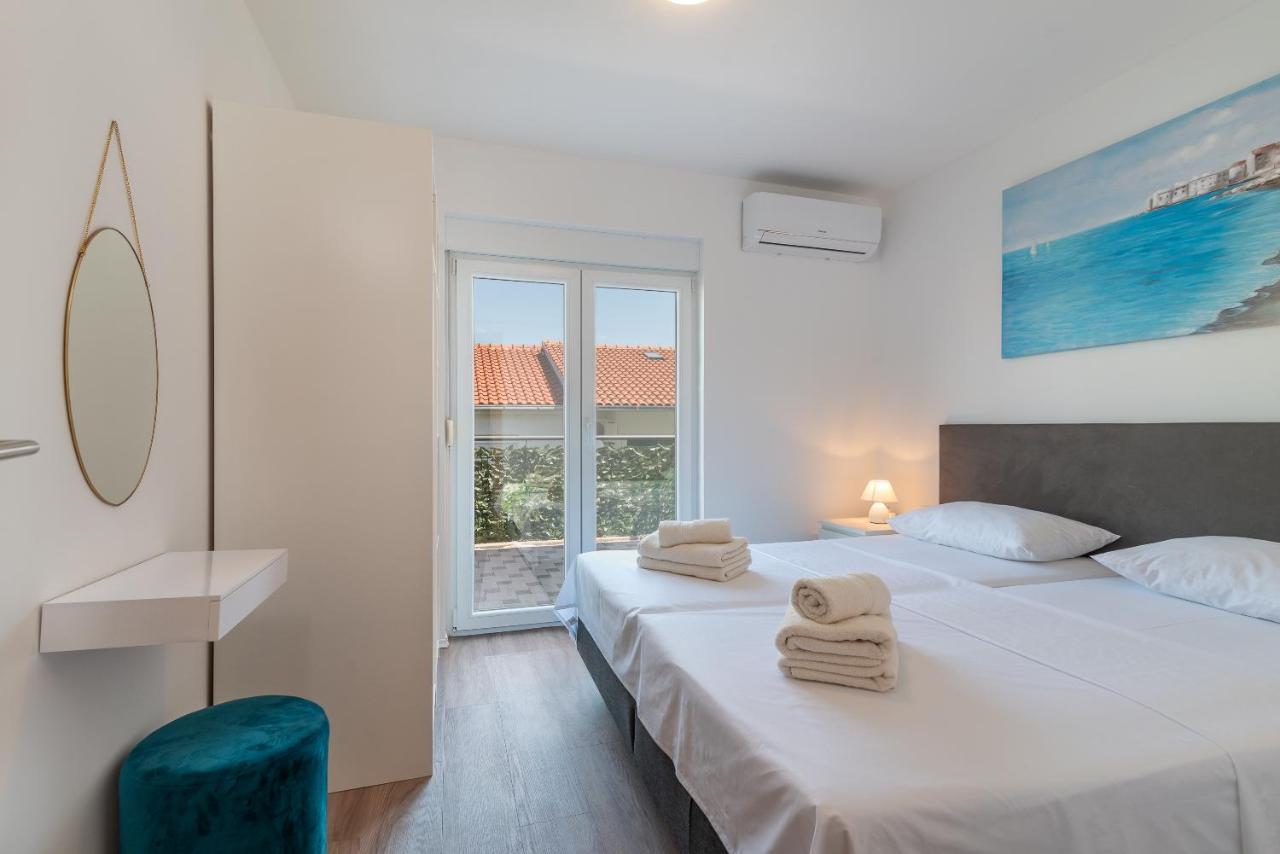 Delux Apartment Eva Трогир Екстериор снимка
