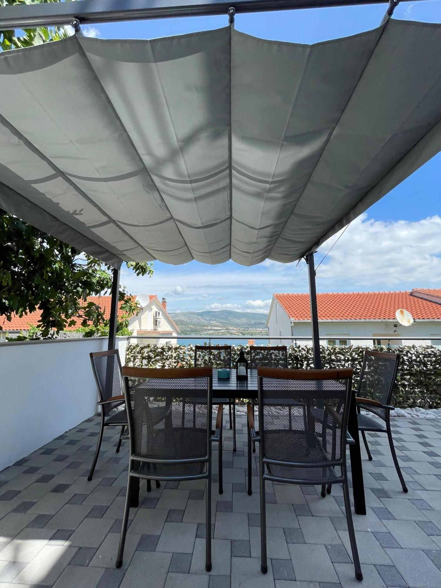 Delux Apartment Eva Трогир Екстериор снимка